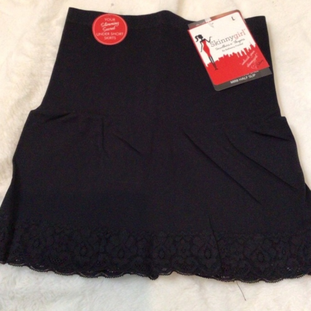 2/$40 NWT- SKINNY GIRL XL, BLACK W LACE SHAPER GARMENT